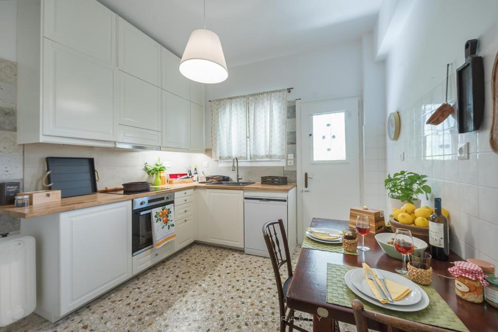 Magnificent Relax Athens Voula Apartment Exterior photo